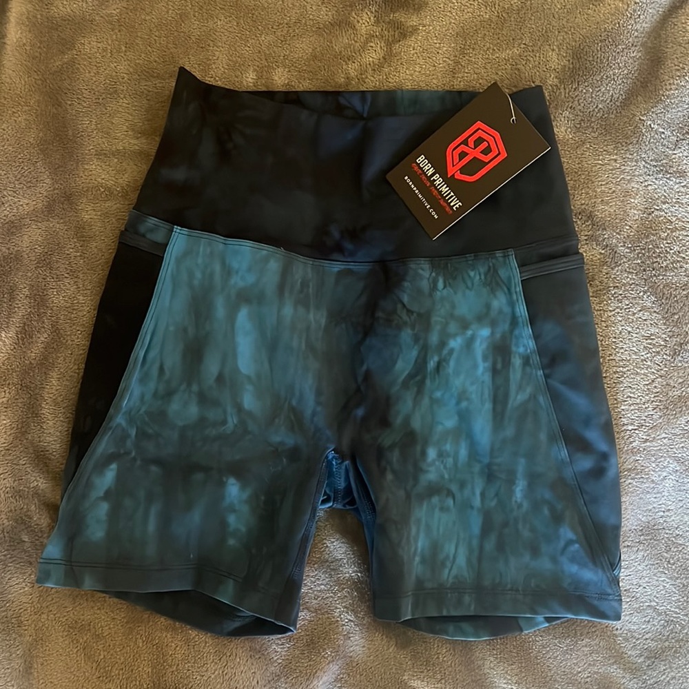Born Primitive Eccentric Short